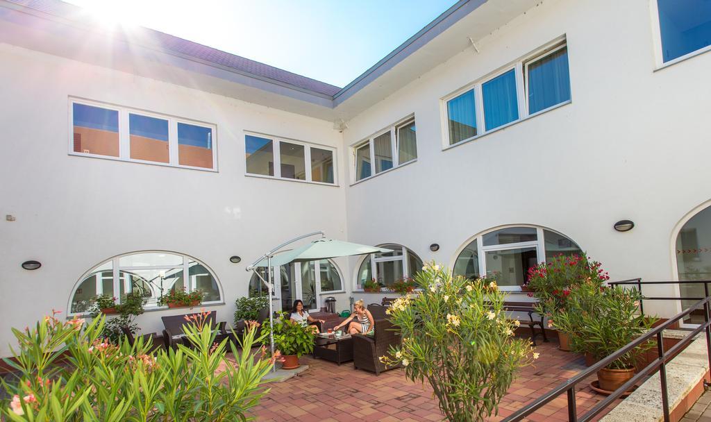 Tokajvar Hotel מראה חיצוני תמונה