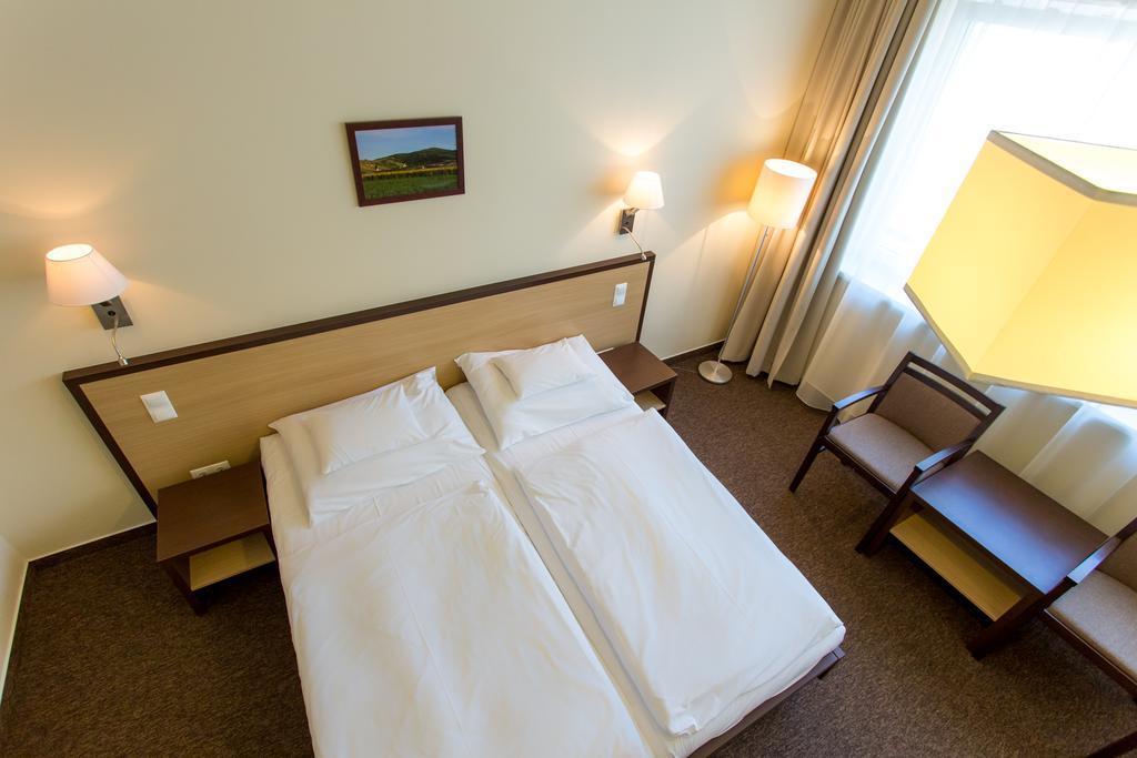 Tokajvar Hotel מראה חיצוני תמונה